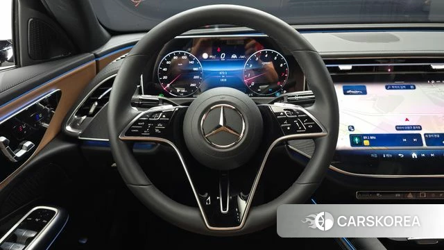 Mercedes-Benz E-Class W214 2025 Белый из Кореи, фото 4