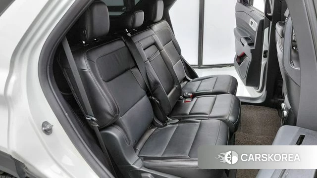 Ford Explorer 6th Generation 2020 Белый из Кореи, фото 4