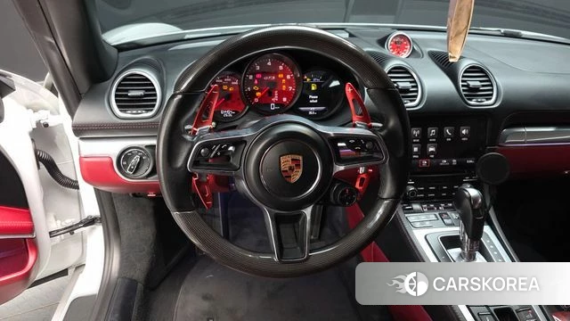 Porsche 718 Boxster 2018 Серебристо-серый из Кореи, фото 4