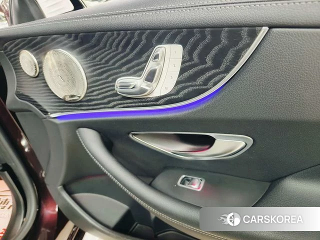 Mercedes-Benz E-Class 2020 Белый из Китая, фото 4