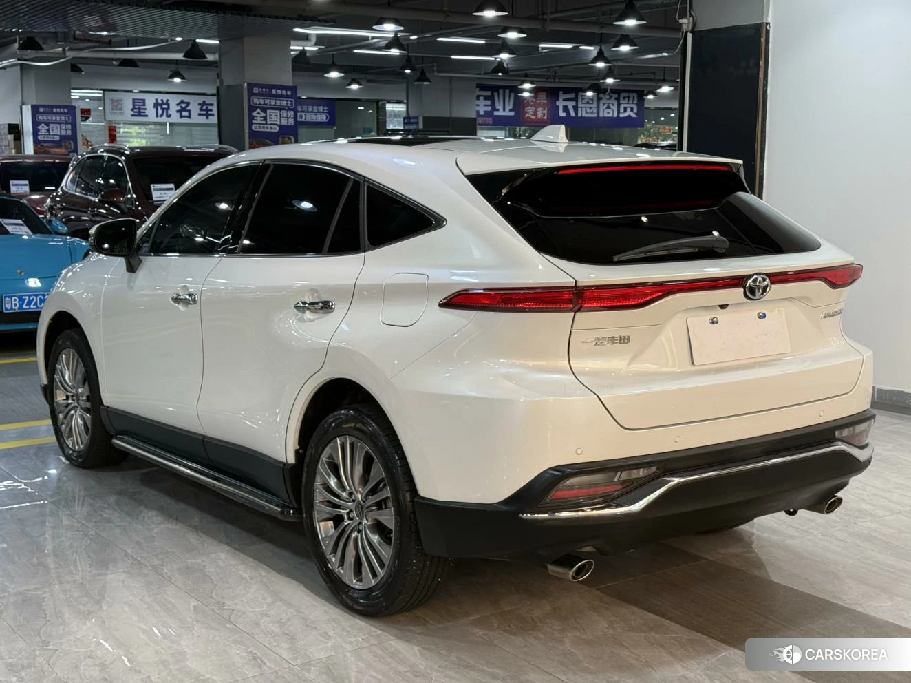 Toyota Harrier 2021 Белый из Китая, фото 4