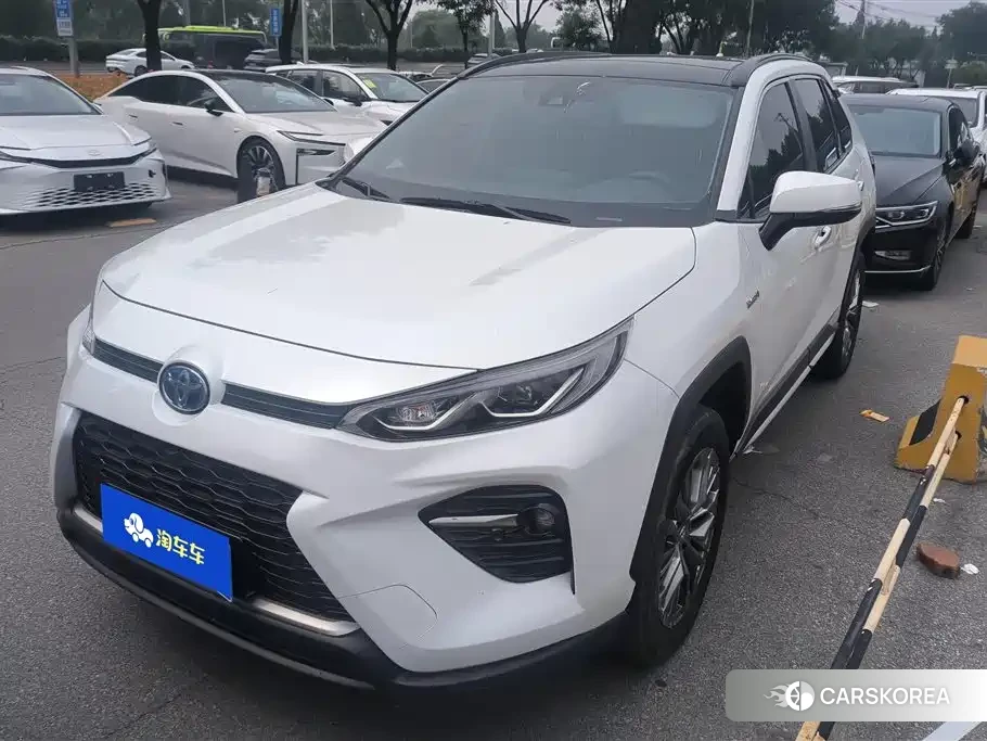 Toyota Wildlander 2023 Белый из Китая, фото 4