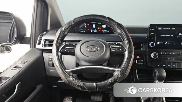 Hyundai Staria 2022 Черный из Кореи, фото 4