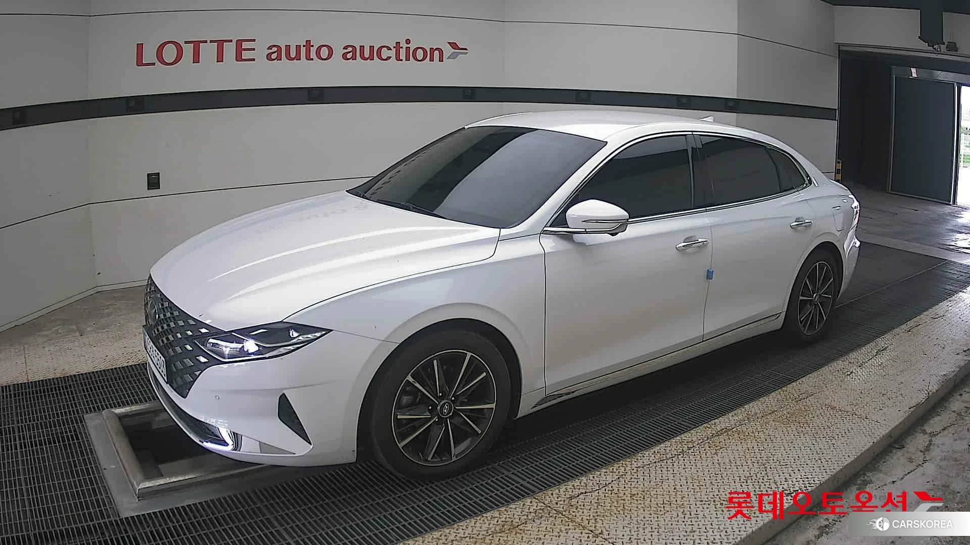 Hyundai Grandeur 2020 Белый из Кореи, фото 4