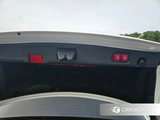 Mercedes-Benz E-Class W213 2022 Белый из Кореи, фото 4