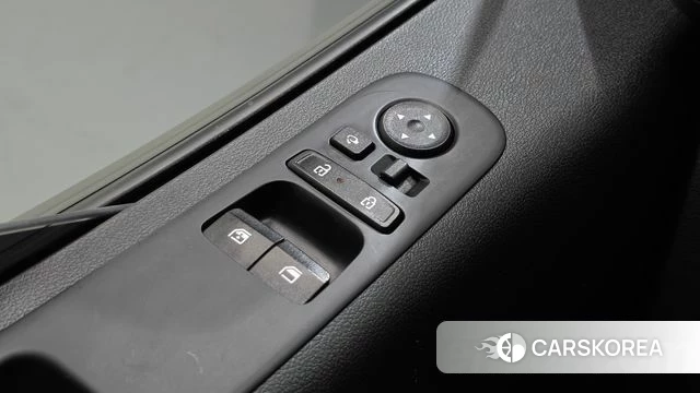 Hyundai Staria 2024 Серебристо-серый из Кореи, фото 4