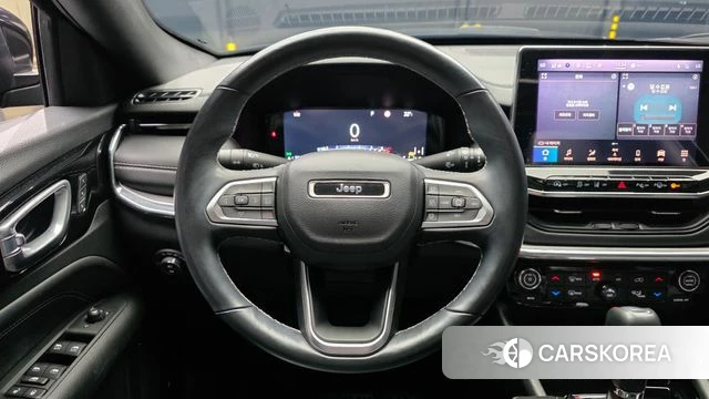 Jeep Compass 2nd Generation 2022 Черный из Кореи, фото 4