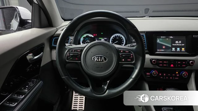 Kia Niro 2018 Серебряный из Кореи, фото 4