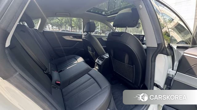 Audi A5 2021 Белый из Китая, фото 4