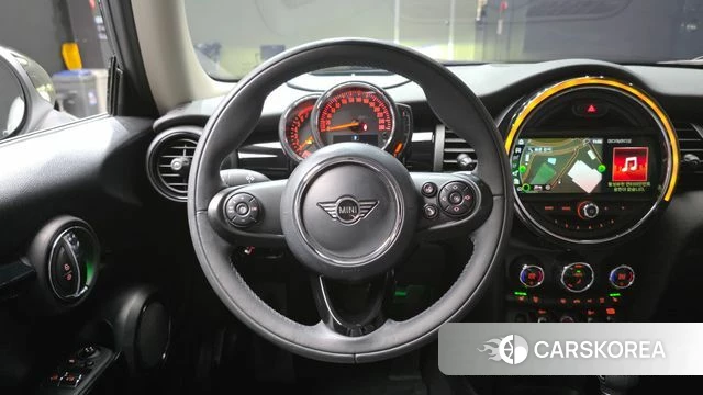 Mini Cooper 2019 Серебристо-серый из Кореи, фото 4