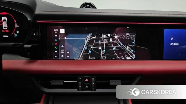 Porsche Makan EV 2025 Белый из Кореи, фото 4