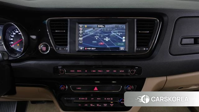 Kia The New Carnival 2019 Белый из Кореи, фото 4