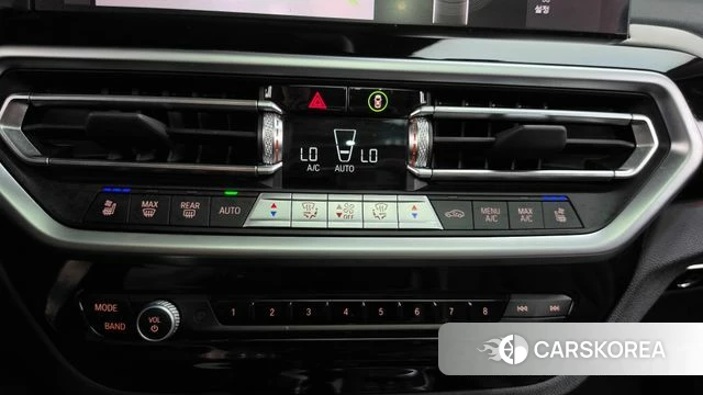 BMW X4 (G02) 2022 Черный из Кореи, фото 4