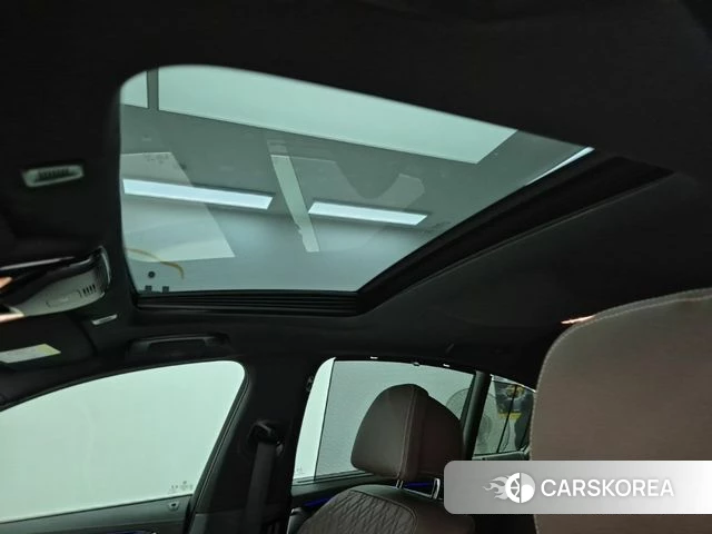 BMW 5 Series (G30) 2022 Черный из Кореи, фото 4