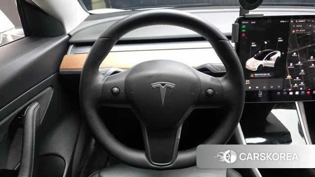 Tesla Model 3 2020 Белый из Кореи, фото 4