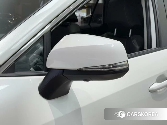 Toyota RAV4 2023 Белый из Китая, фото 4