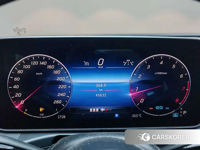 Mercedes-Benz C-class 2022 Белый из Китая, фото 4