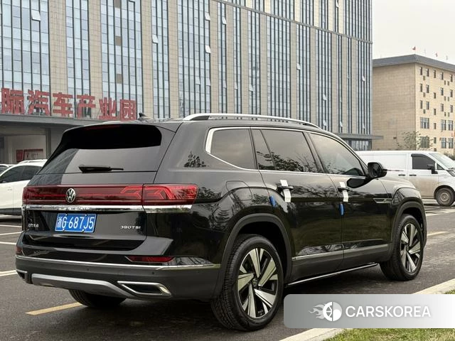 Volkswagen Teramont 2023 Черный из Китая, фото 4