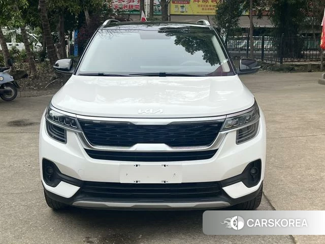 Kia KX3 2022 Белый из Китая, фото 4