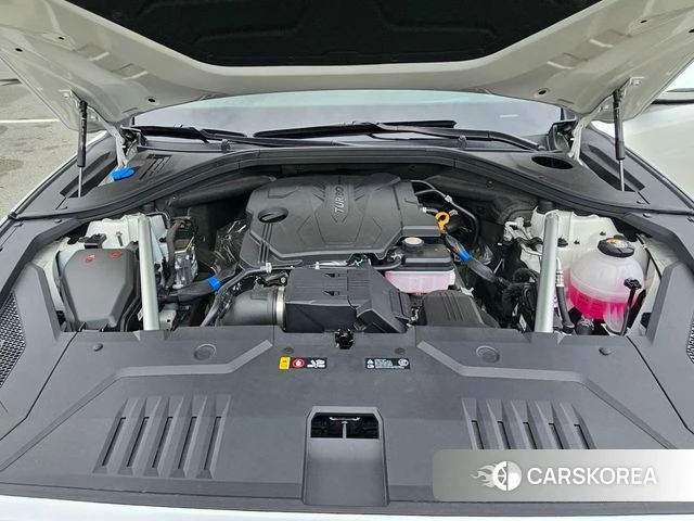 Genesis GV70 2025 Белый из Кореи, фото 4