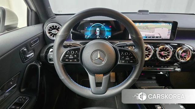 Mercedes-Benz A-Class W177 2020 Белый из Кореи, фото 4