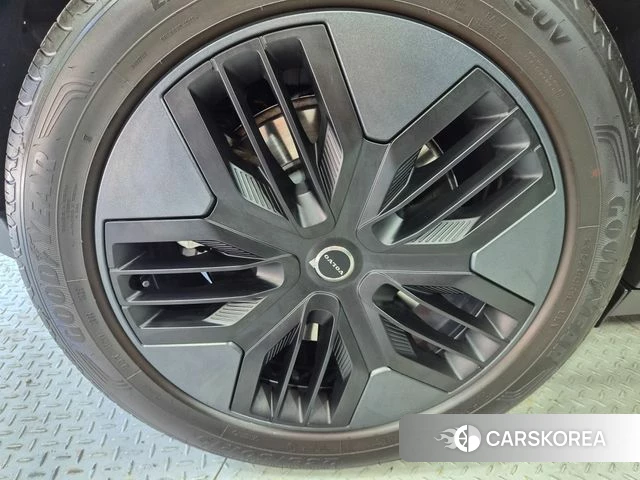 Volvo EX30 Cross Country 2025 Небесно-голубой из Кореи, фото 4