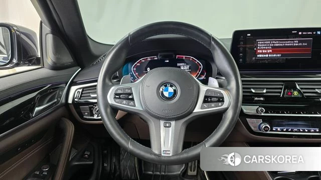 BMW 5 Series (G30) 2021 Черный из Кореи, фото 4