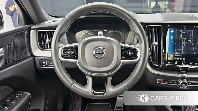 Volvo XC60 second Generation 2021 Белый из Кореи, фото 4