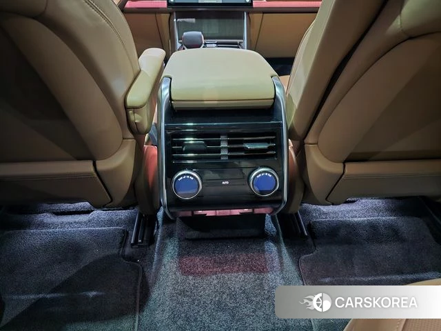 Land Rover Range Rover 5th Generation 2026 Черный из Кореи, фото 4