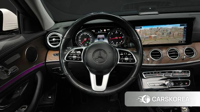 Mercedes-Benz E-Class W213 2019 Белый из Кореи, фото 4
