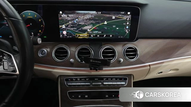 Mercedes-Benz E-Class W213 2022 Серый из Кореи, фото 4