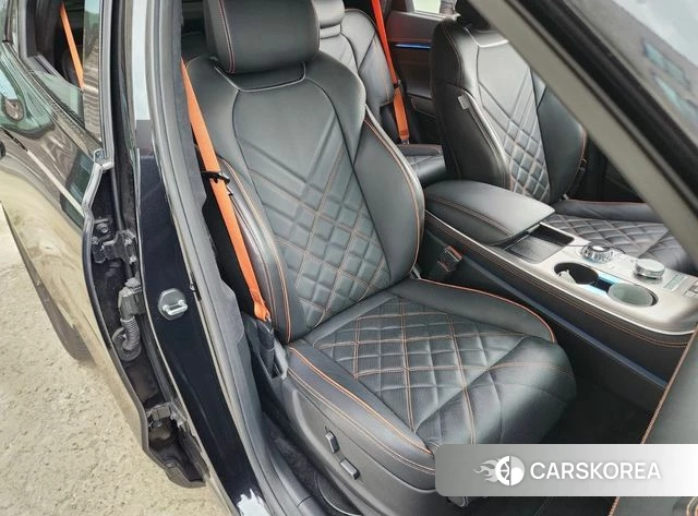 Genesis GV70 2024 Черный из Кореи, фото 4