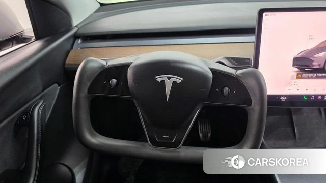 Tesla Model Y 2022 Серебряный из Кореи, фото 4