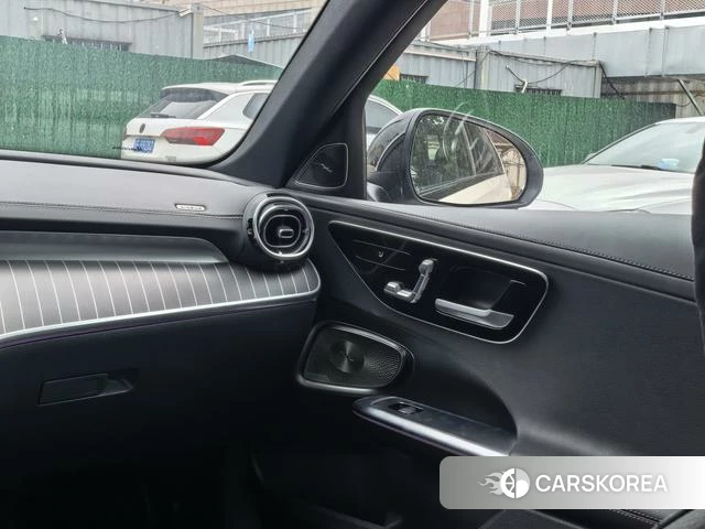 Mercedes-Benz C-class 2024 Белый из Китая, фото 4