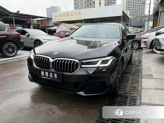 BMW 5 series 2023 Черный из Китая, фото 4