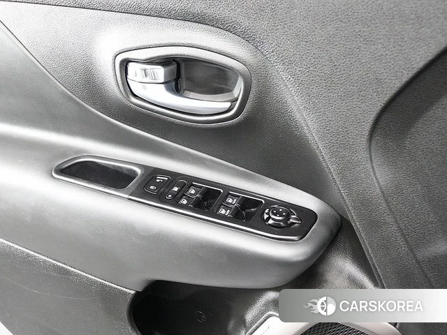Jeep Renegade id 4951004 из Кореи 4