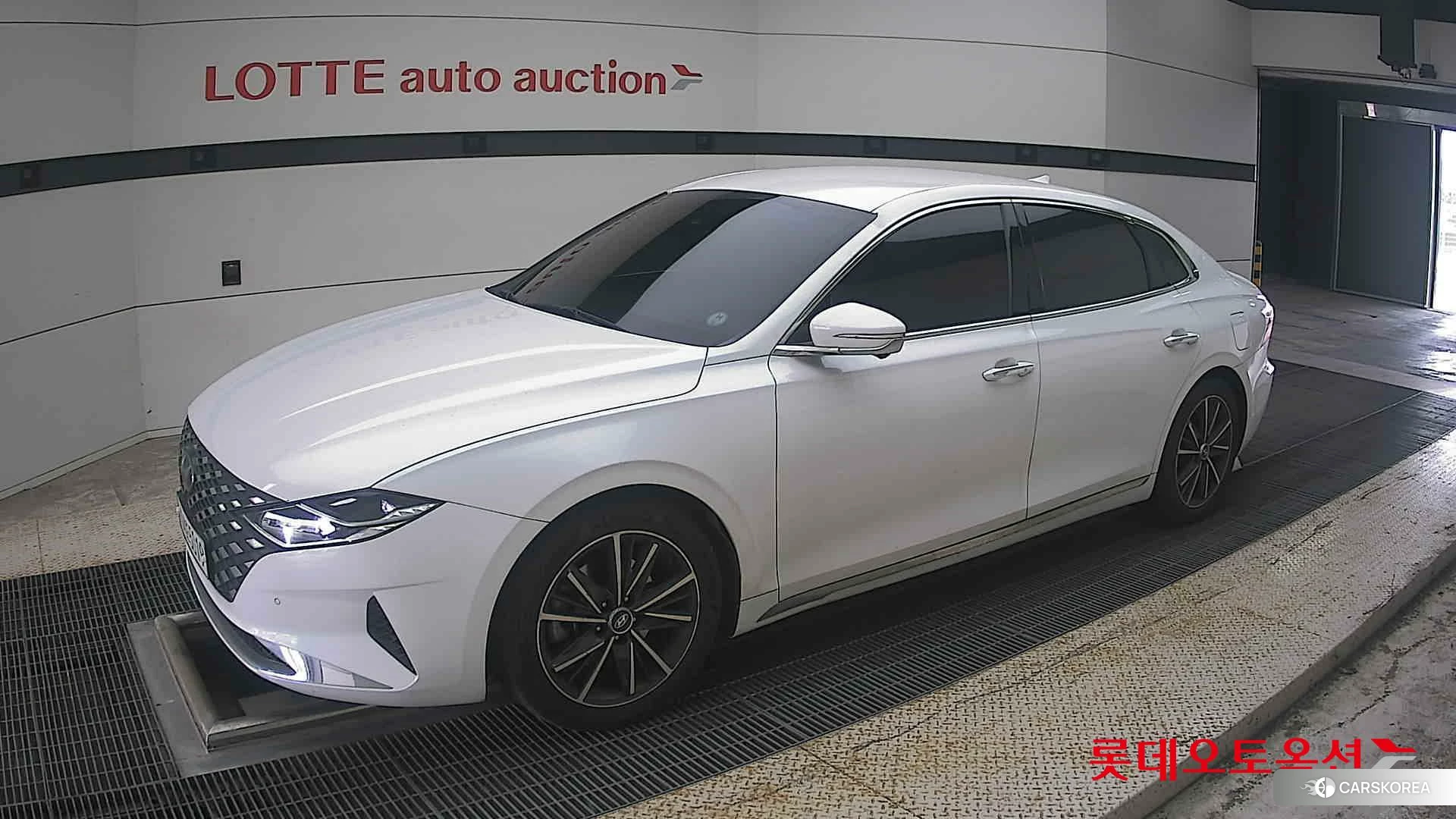 Hyundai Grandeur 2020 White cream (optional) из Кореи, фото 4