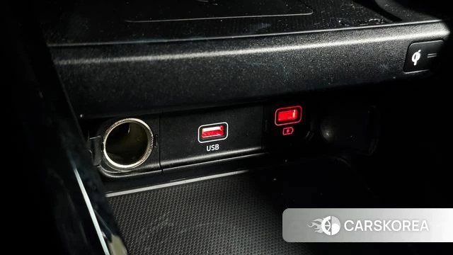 Kia The New K3 2nd generation 2024 Белый из Кореи, фото 4