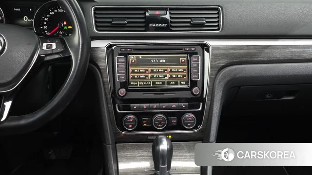 Volkswagen The New Passat 2018 Белый из Кореи, фото 4