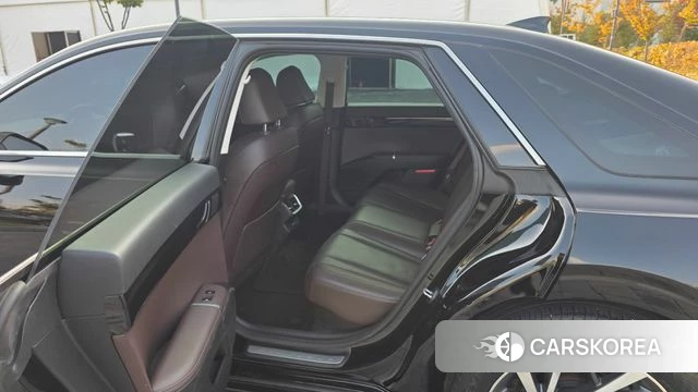 Hyundai Grandeur Hybrid (GN7) 2023 Черный из Кореи, фото 4