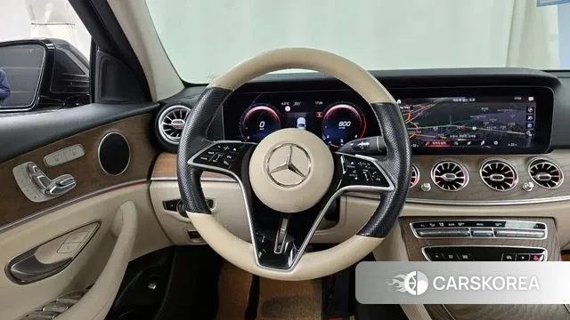 Mercedes-Benz E-Class W213 2021 Серый из Кореи, фото 4