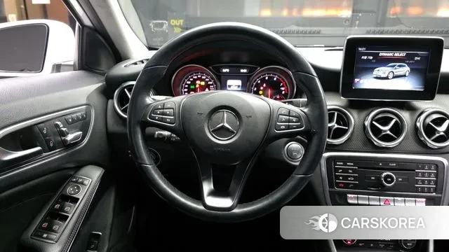 Mercedes-Benz GLA-Class X156 2019 Белый из Кореи, фото 4