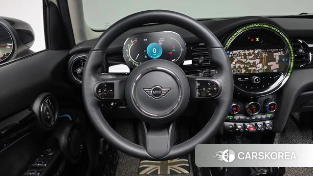 Mini Cooper 2022 Жемчужный цвет из Кореи, фото 4