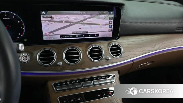 Mercedes-Benz E-Class W213 2022 Серый из Кореи, фото 4
