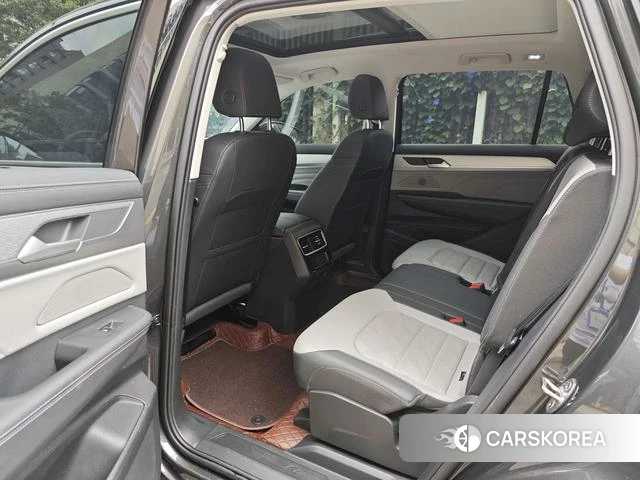 Volkswagen Tavendor 2024 Черный из Китая, фото 4