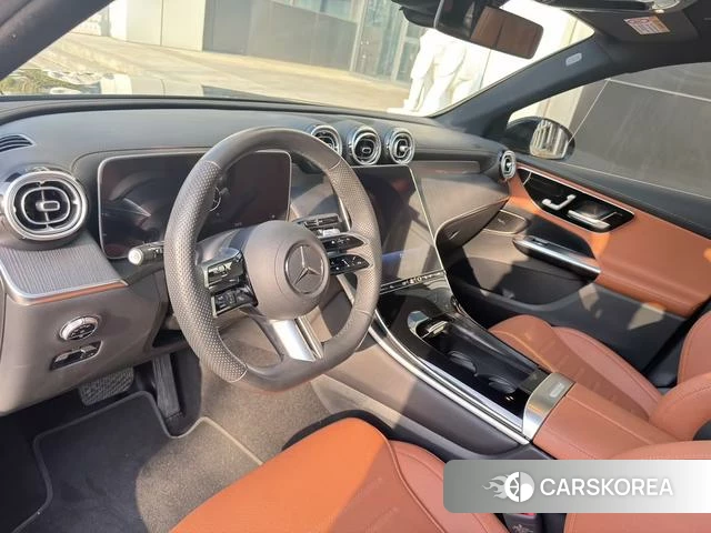 Mercedes-Benz GLC 2024 Черный из Китая, фото 4