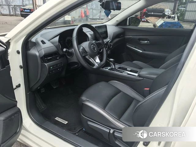 Nissan Sylphy 2021 Белый из Китая, фото 4