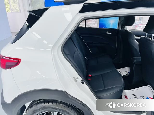 Kia KX1 2022 Белый из Китая, фото 4