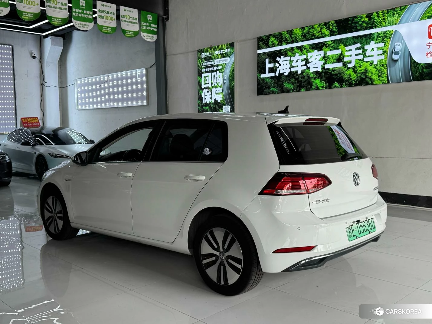 Volkswagen Golf 2019 Белый из Китая, фото 4