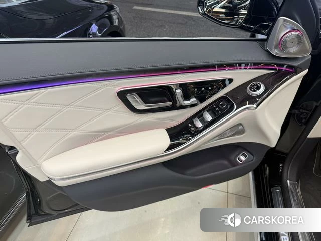 Mercedes-Benz Maybach S-Class 2025 Черный из Китая, фото 4